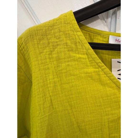 NWT Meet Me In Santorini Lime Green Shirt and Short 2 piece Set Womens Size XL - Picture 3 of 13